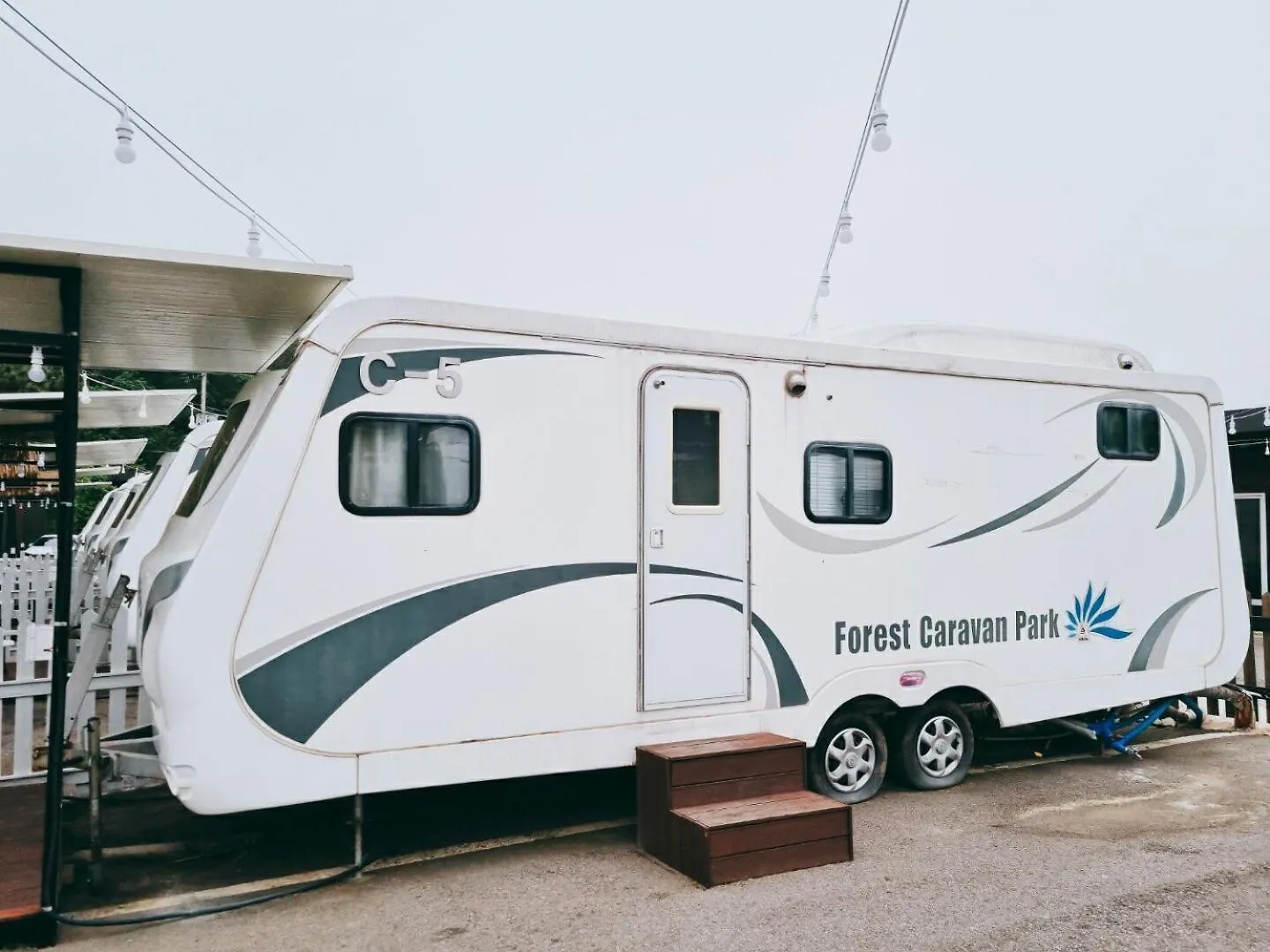 Forest Caravan Pension Incheon Guest house