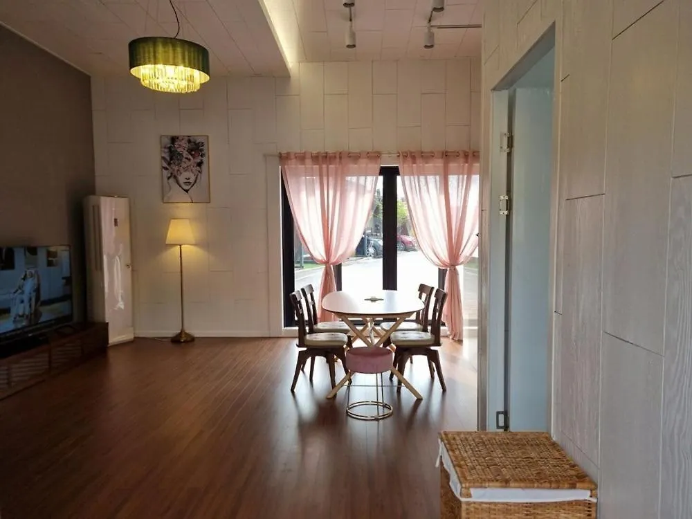 Guest house Forest Caravan Pension Incheon