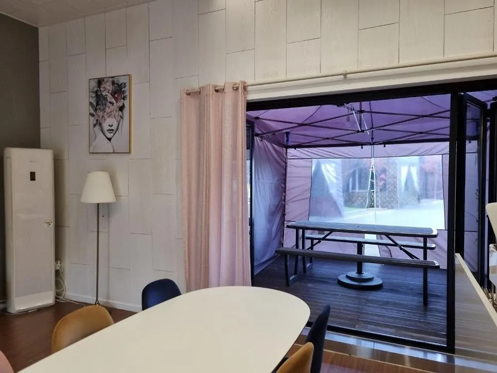 Forest Caravan Pension Incheon